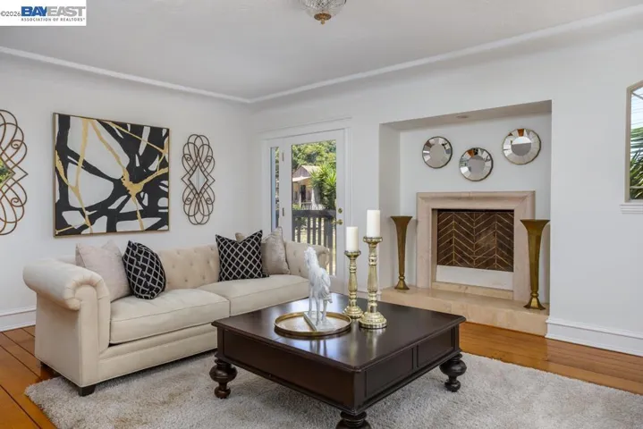 3354 D St, Hayward, California 94541