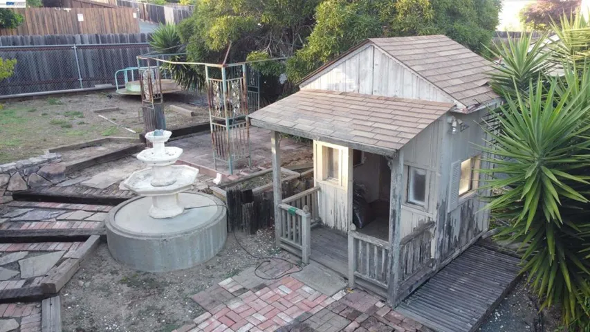 3354 D St, Hayward, California 94541