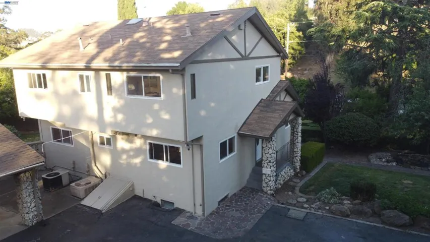 3354 D St, Hayward, California 94541