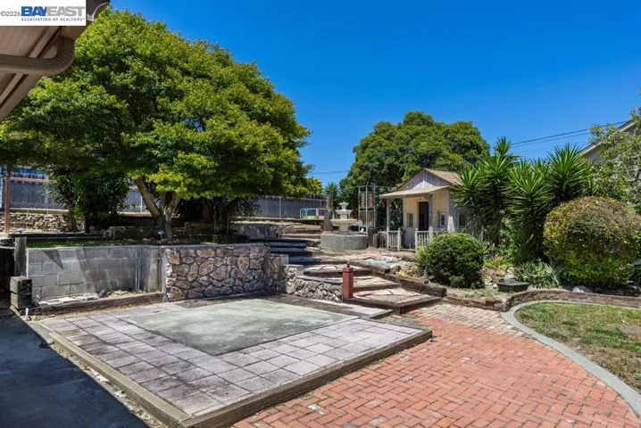 3354 D St, Hayward, California 94541