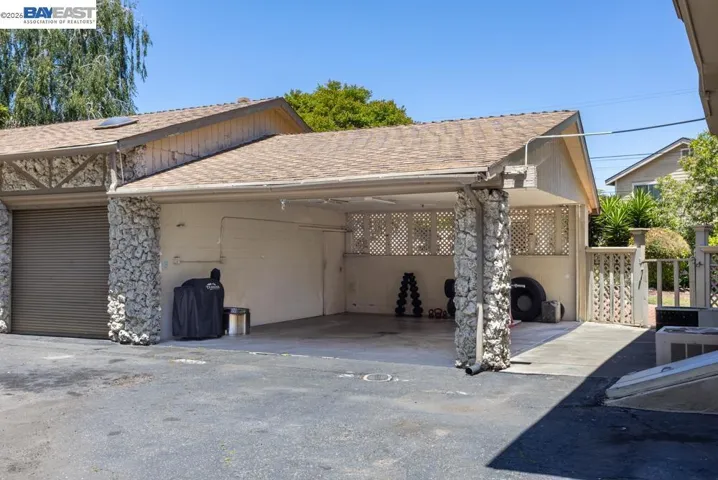 3354 D St, Hayward, California 94541