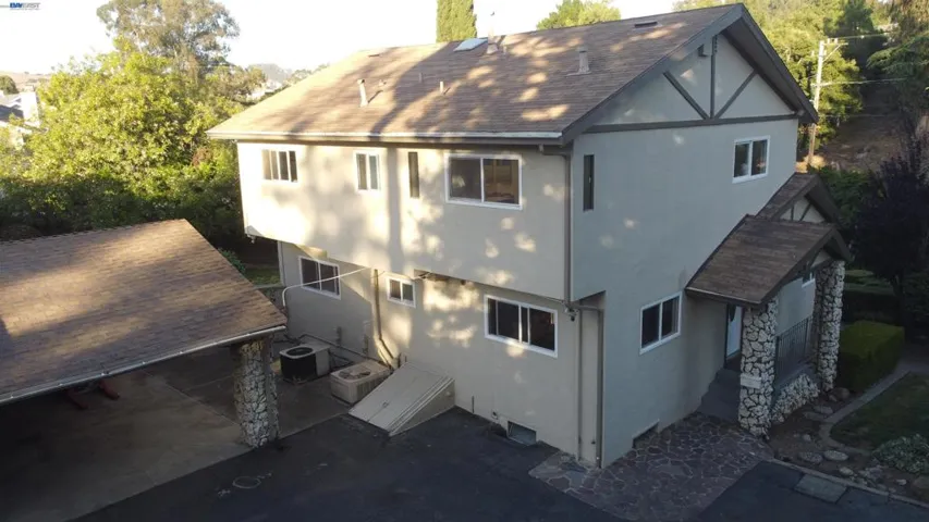 3354 D St, Hayward, California 94541