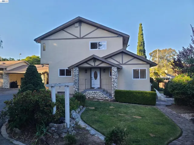 3354 D St, Hayward, California 94541