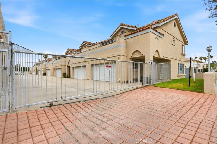 15539 Woodruff, Bellflower, California 90706