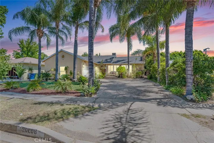 20608 Valerio, Winnetka, California 91306