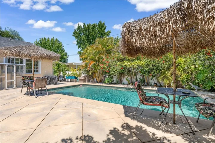 20608 Valerio, Winnetka, California 91306