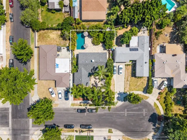 20608 Valerio, Winnetka, California 91306