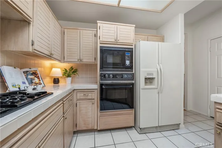 5614 Roundtree Place, Westlake Village, California 91362