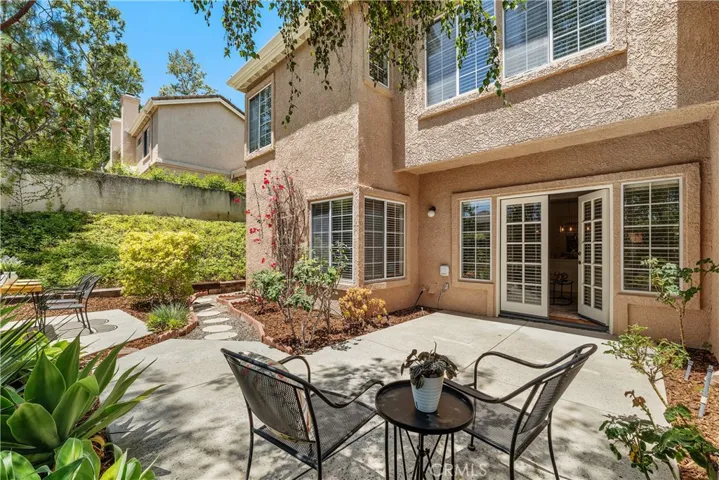 5614 Roundtree Place, Westlake Village, California 91362