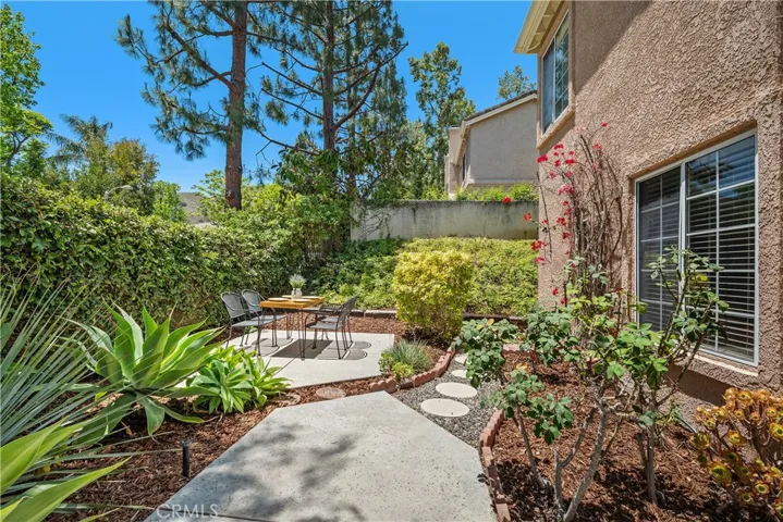 5614 Roundtree Place, Westlake Village, California 91362