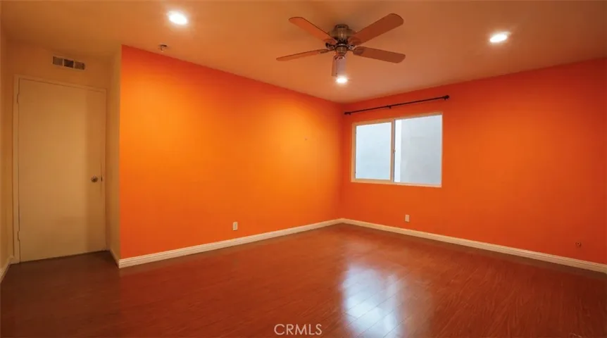 601 E Orange Grove 103, Burbank, California 91501
