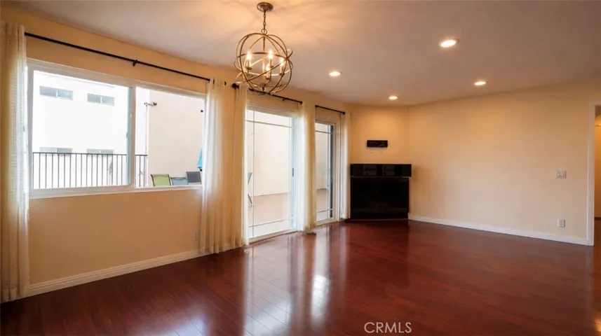 601 E Orange Grove 103, Burbank, California 91501