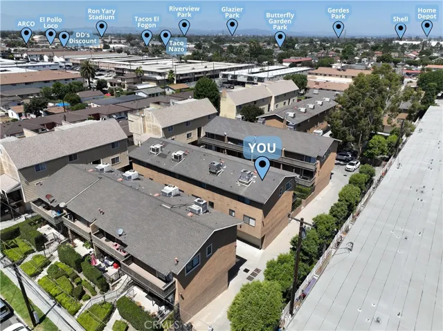 Plenty of nearby parks & conveniences!