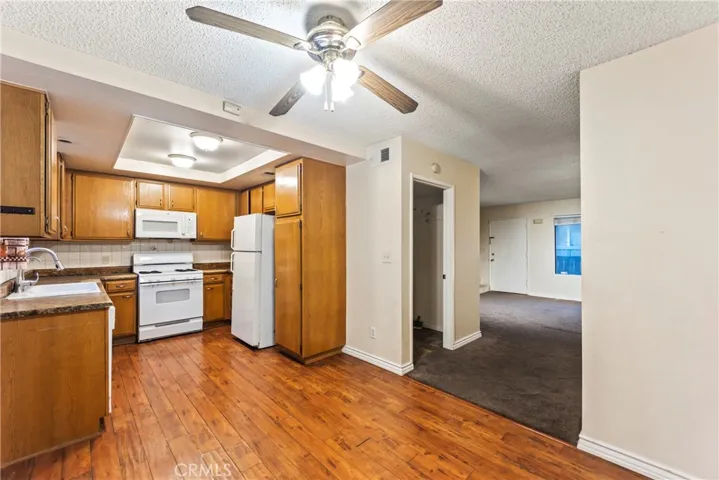 Kitchen includes all appliances you see here.