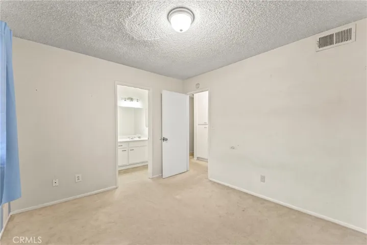 Bedrooms are both a nice size