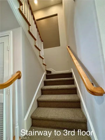 4110 W Kling, Burbank, California 91505