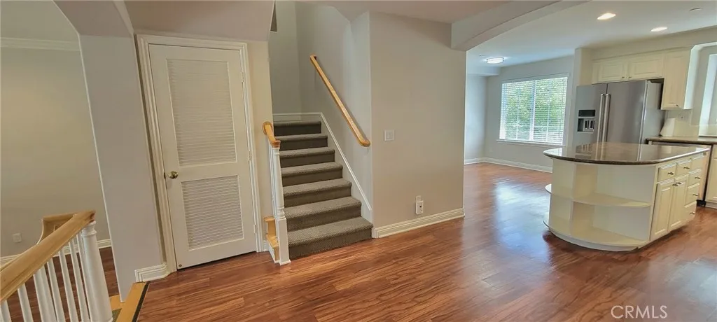 4110 W Kling, Burbank, California 91505