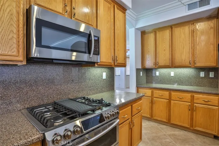 36695 Fontaine Street, Winchester, California 92596