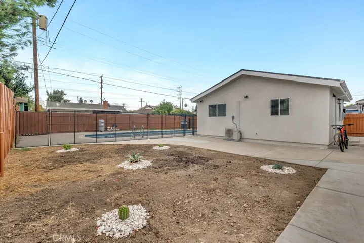 6852 Claire Avenue, Reseda, California 91335