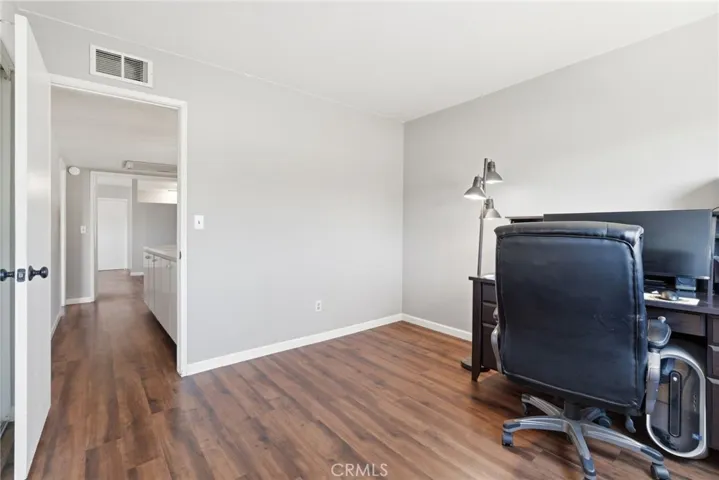 3rd Bedroom (Upstairs)