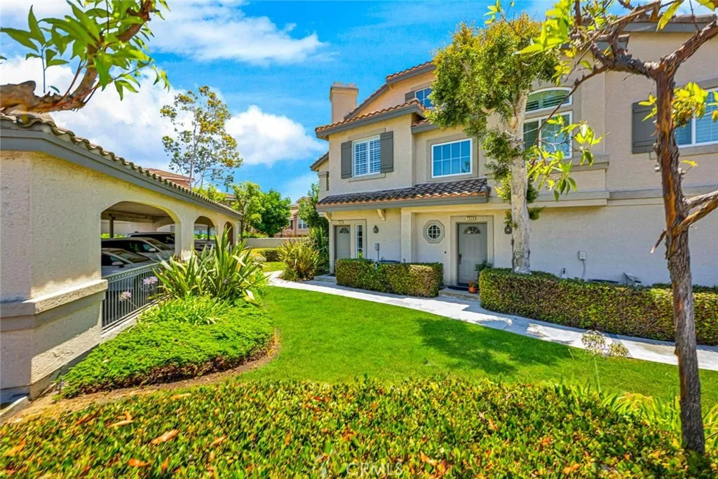 Popular upper-level end unit, ideally situated with convenient proximity to guest parking.
