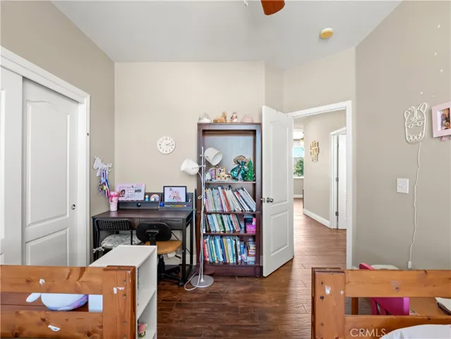 2686 Robinwood, Clovis, California 93611