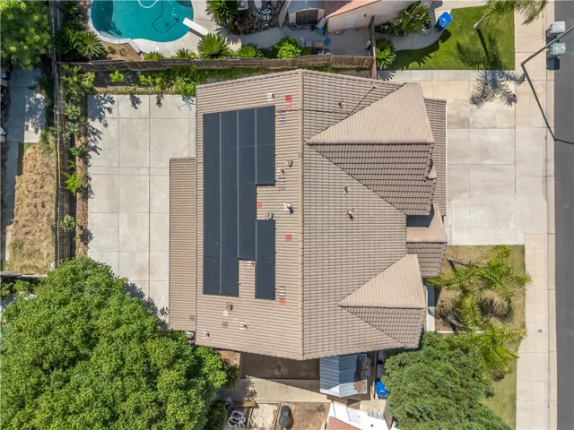 2686 Robinwood, Clovis, California 93611
