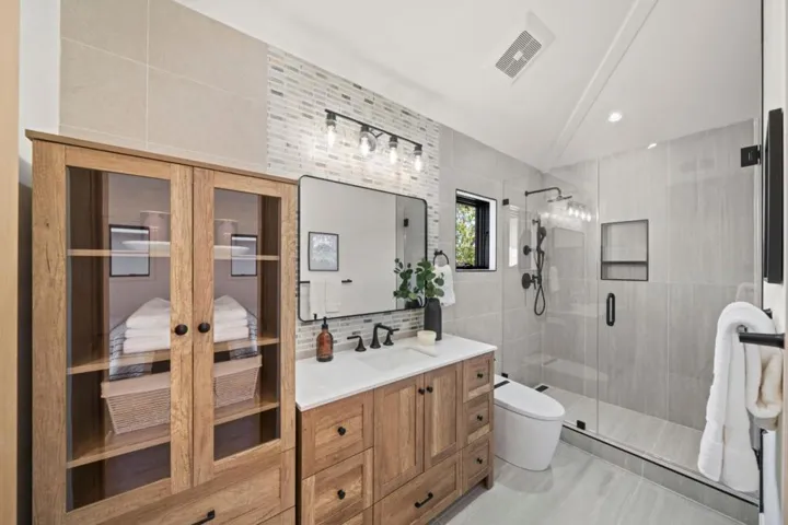 1548 Cypress Avenue, Burlingame, California 94010