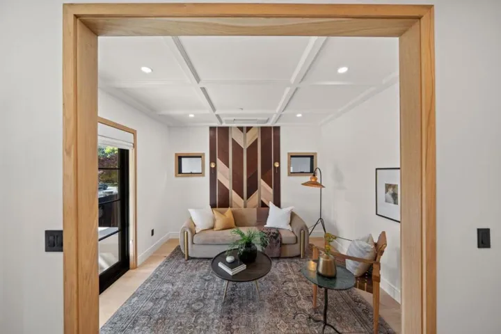 1548 Cypress Avenue, Burlingame, California 94010
