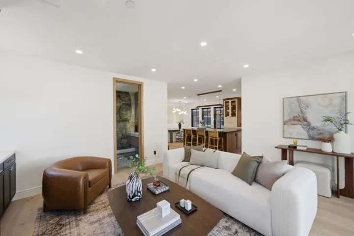 1548 Cypress Avenue, Burlingame, California 94010