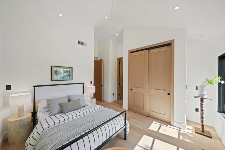 1548 Cypress Avenue, Burlingame, California 94010