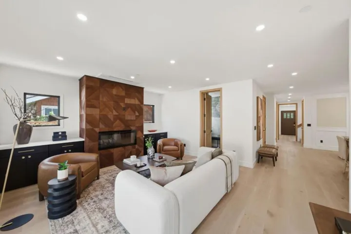 1548 Cypress Avenue, Burlingame, California 94010