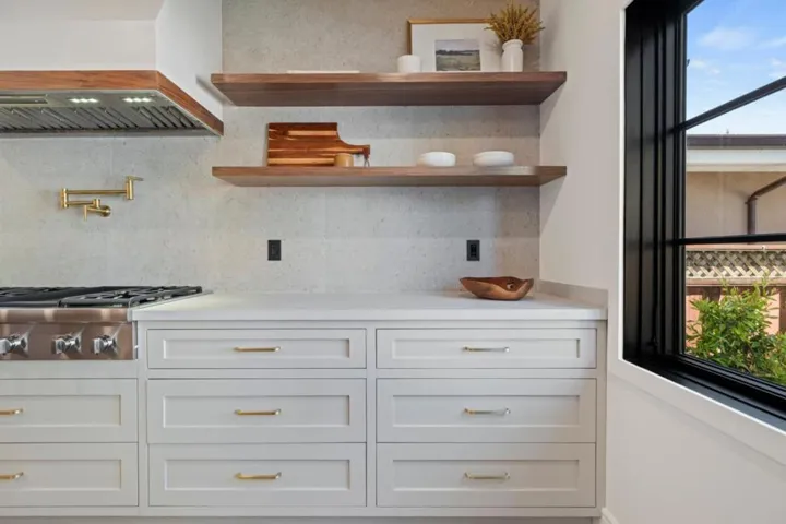 1548 Cypress Avenue, Burlingame, California 94010