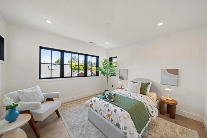 1548 Cypress Avenue, Burlingame, California 94010