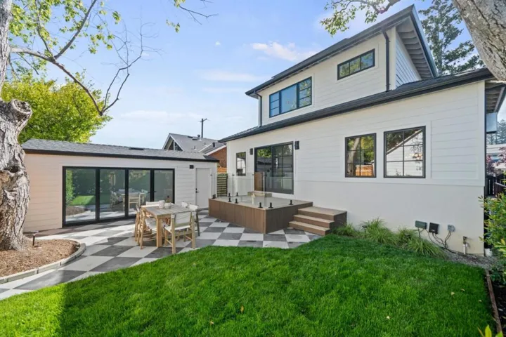 1548 Cypress Avenue, Burlingame, California 94010