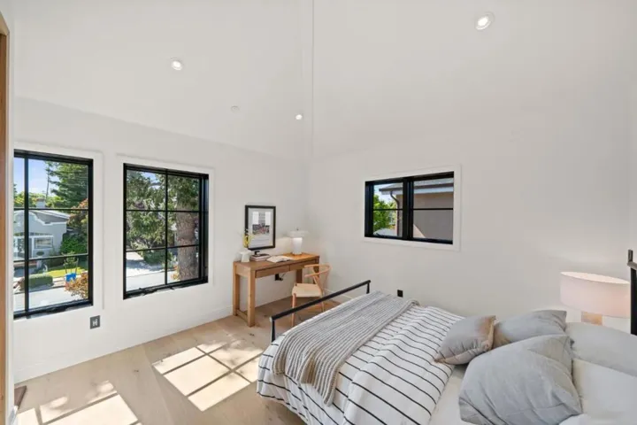 1548 Cypress Avenue, Burlingame, California 94010