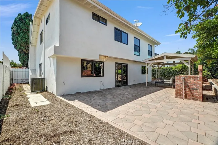24224 Spicewood Lane, Harbor City, California 90710