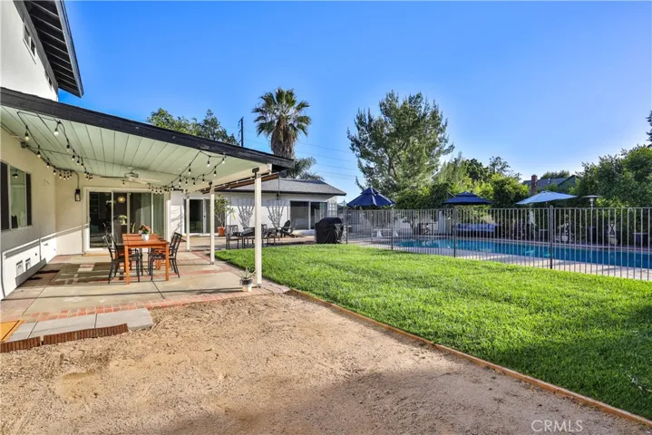 2117 Oxford, Claremont, California 91711