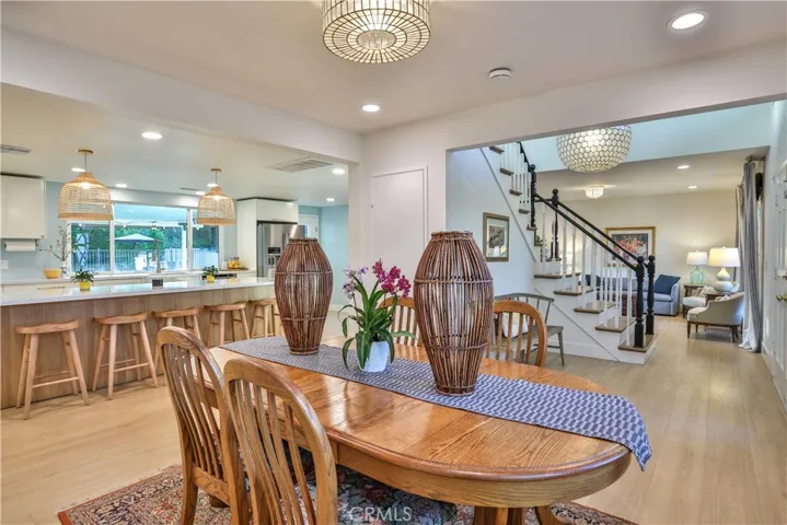 2117 Oxford, Claremont, California 91711