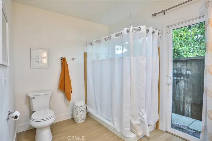 2117 Oxford, Claremont, California 91711