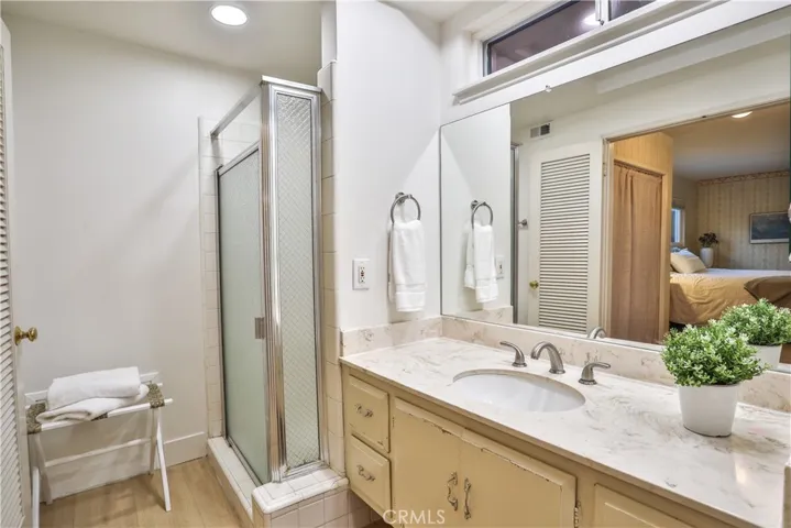 2117 Oxford, Claremont, California 91711