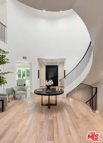 722 N Camden Drive, Beverly Hills, California 90210