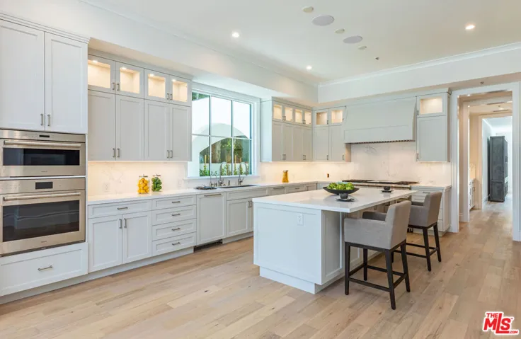 722 N Camden Drive, Beverly Hills, California 90210