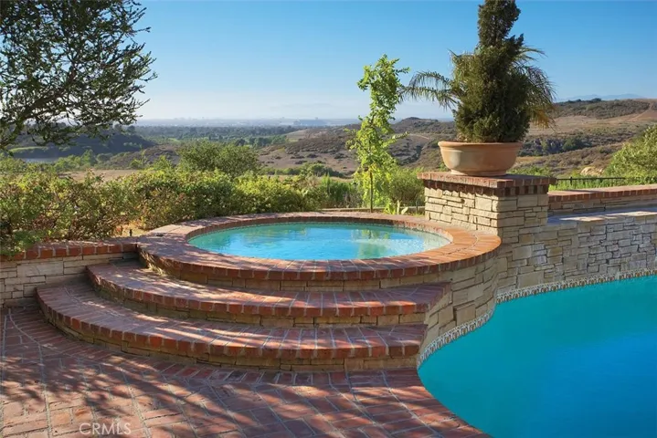 45 Prairie Grass, Irvine, California 92603