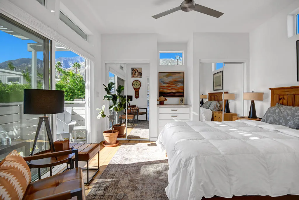BEDROOM.jpg mls