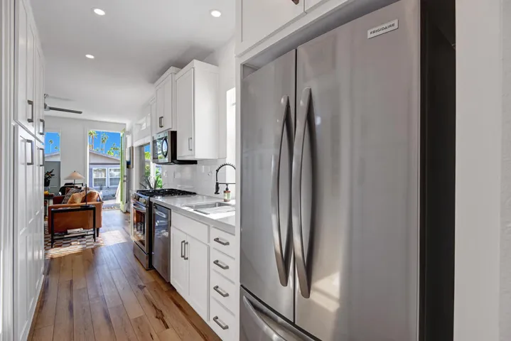 KITCHEN REVERSE.jpg mls