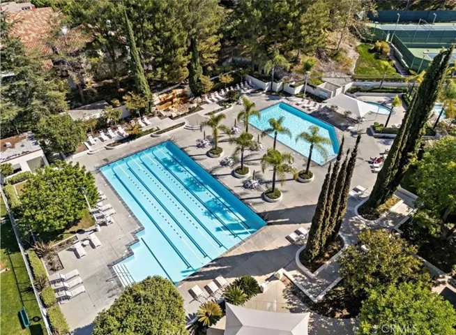 resort style Pool & Spa