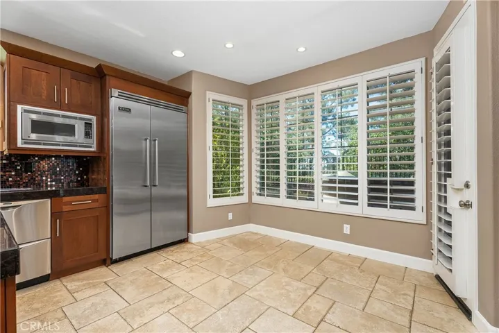 22661 Teakwood, Mission Viejo, California 92692