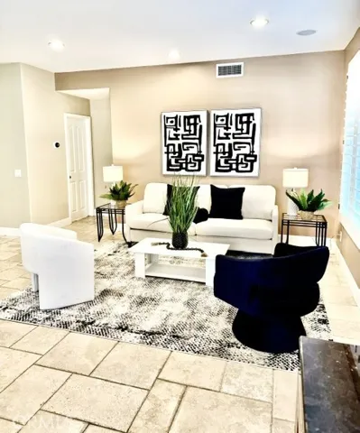 22661 Teakwood, Mission Viejo, California 92692