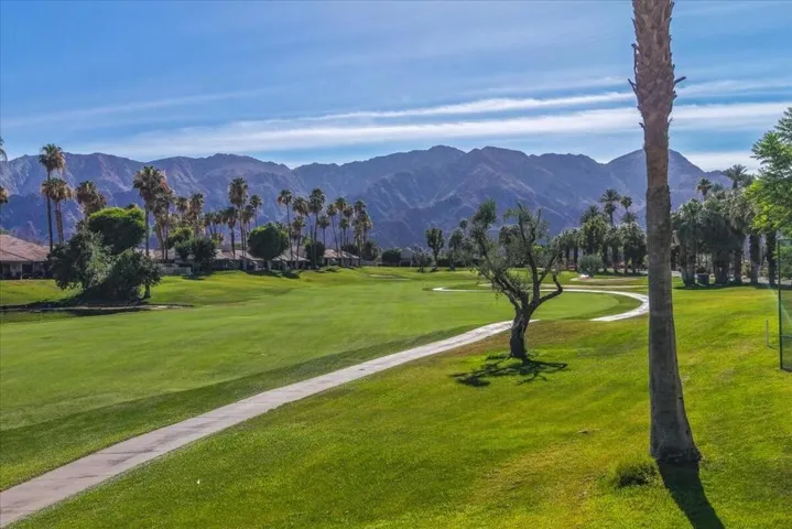 26-Duna La Quinta Community (1)
